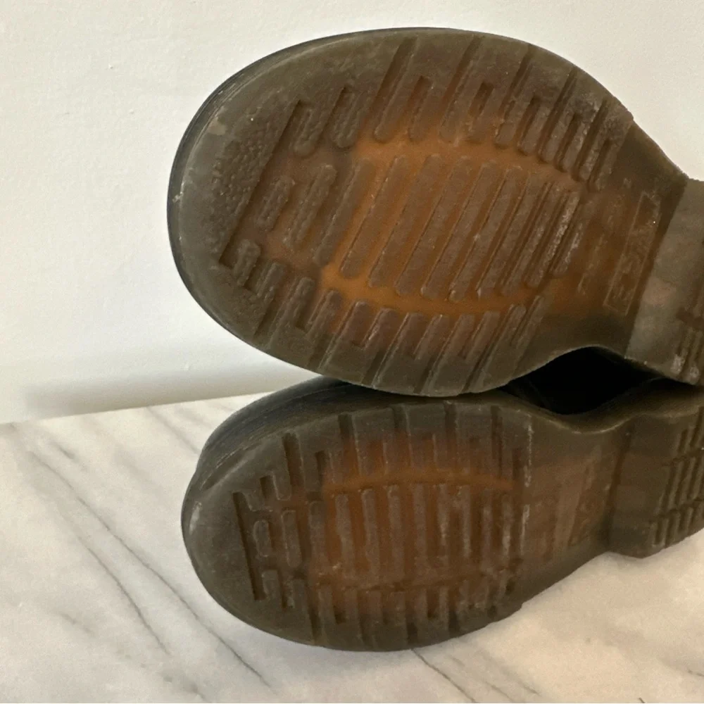 Dr. Martens Black Loafers with Leather Material and Sturdy Sole - Picture 9 of 16